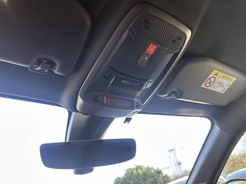 Peugeot e-208 - Photo 15