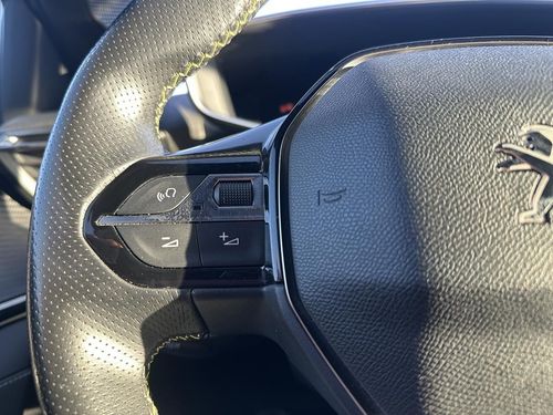 Peugeot e-208 - Photo 34