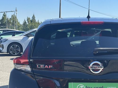 Nissan Leaf - Photo 10
