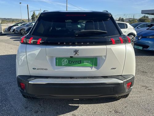 Peugeot e-2008 - Photo 8