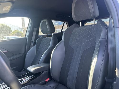 Peugeot e-2008 - Photo 20