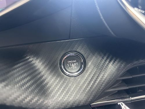 Peugeot e-2008 - Photo 22