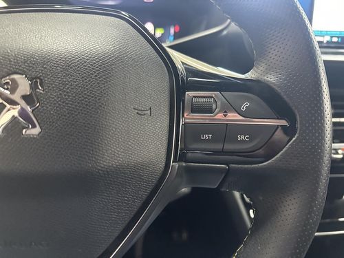 Peugeot e-2008 - Photo 25