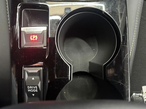 Peugeot e-2008 - Photo 37