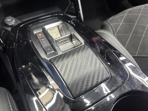 Peugeot e-2008 - Photo 36