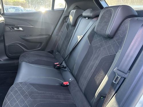 Peugeot e-2008 - Photo 39