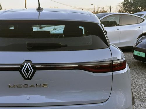 Renault Mégane E-Tech - Photo 12