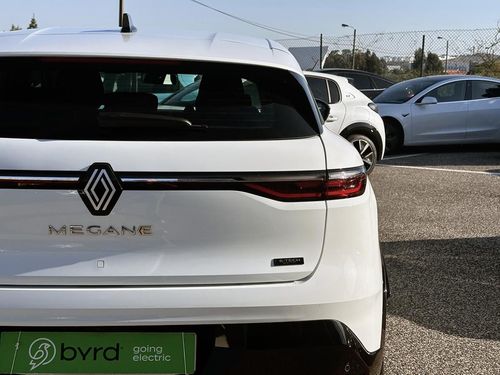 Renault Mégane E-Tech - Photo 12