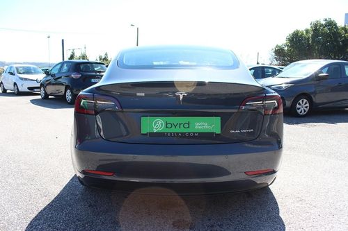 Tesla Model 3 - Photo 9