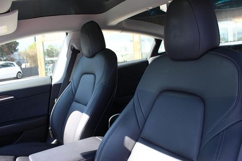 Tesla Model 3 - Photo 15