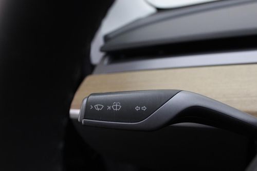 Tesla Model 3 - Photo 28