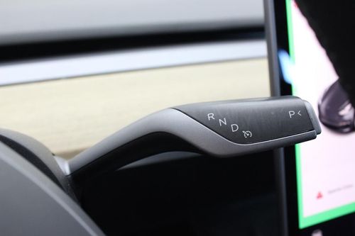 Tesla Model 3 - Photo 31