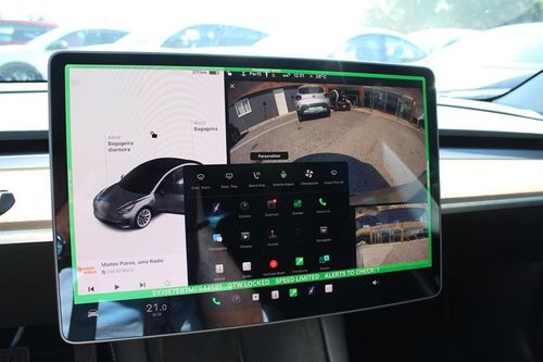 Tesla Model 3 - Photo 20