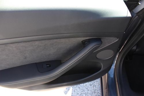 Tesla Model 3 - Photo 17