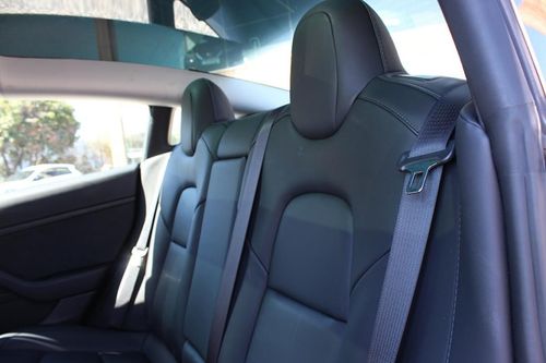 Tesla Model 3 - Photo 26