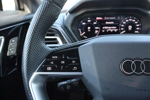 Audi Q4 Sportback e-tron - Photo 24