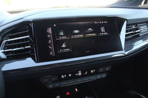 Audi Q4 Sportback e-tron - Photo 32
