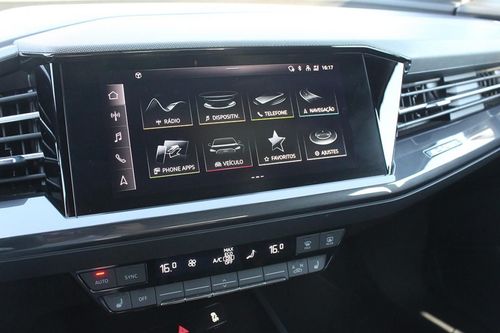Audi Q4 Sportback e-tron - Photo 31