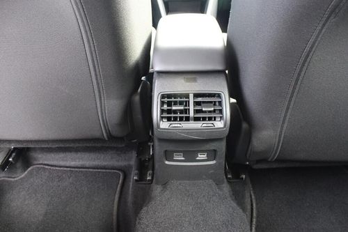 Citroen e-C4 - Photo 41
