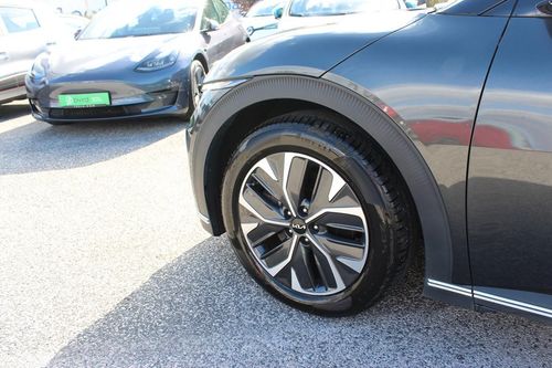 Kia EV6 - Photo 7