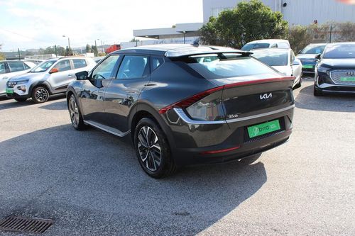 Kia EV6 - Photo 10
