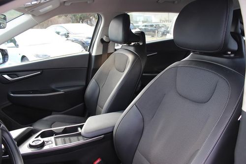 Kia EV6 - Photo 24