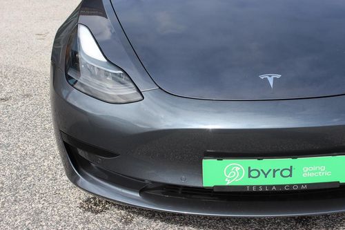 Tesla Model 3 - Photo 4