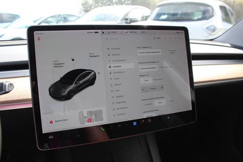Tesla Model 3 - Photo 33