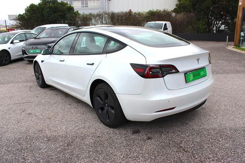 Tesla Model 3 - Photo 11