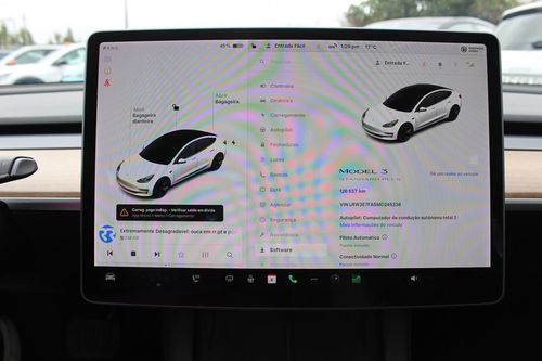 Tesla Model 3 - Photo 27