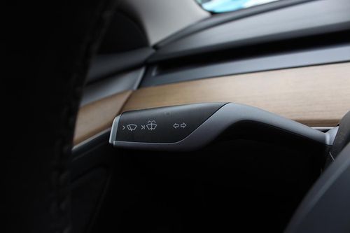 Tesla Model 3 - Photo 29