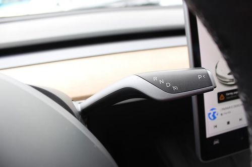 Tesla Model 3 - Photo 32