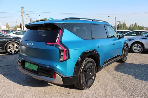 Kia EV9 - Photo 12