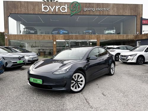Tesla Model 3 - Photo 1