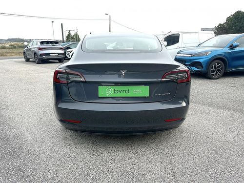 Tesla Model 3 - Photo 9