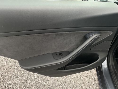Tesla Model 3 - Photo 20