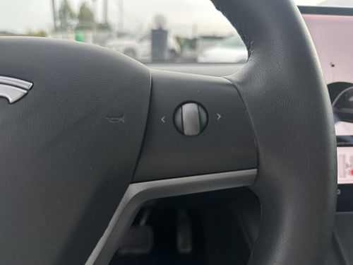 Tesla Model 3 - Photo 36