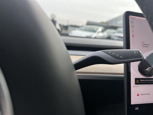 Tesla Model 3 - Photo 37