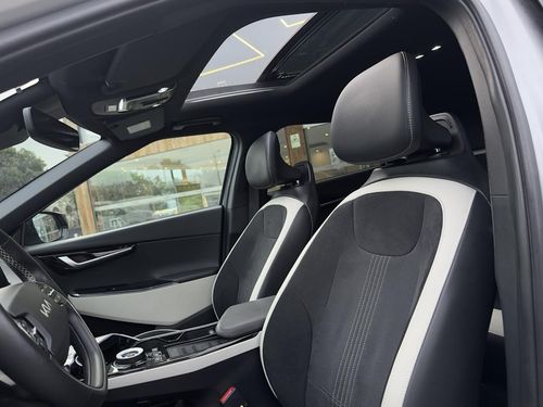 Kia EV6 - Photo 23