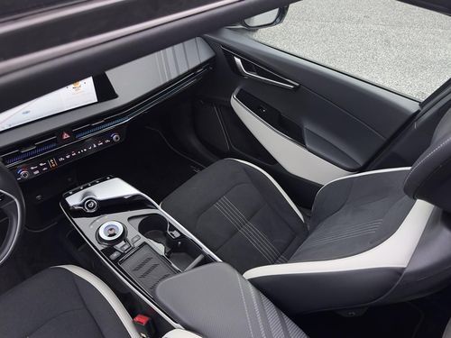Kia EV6 - Photo 24