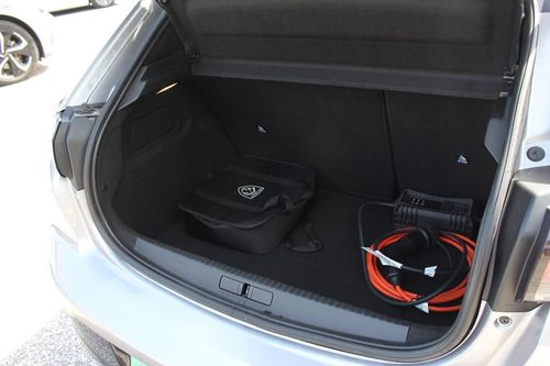 Peugeot e-208 - Photo 12