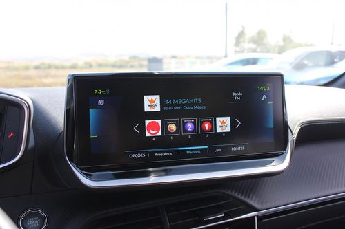 Peugeot e-208 - Photo 26