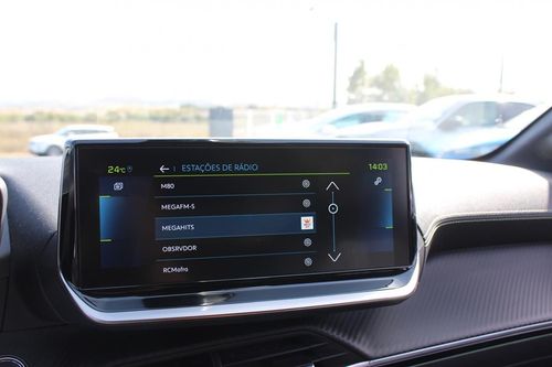 Peugeot e-208 - Photo 28