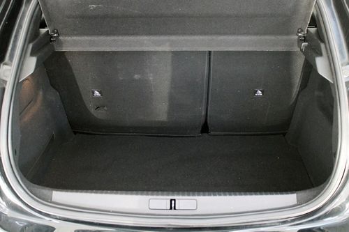 Peugeot e-208 - Photo 8