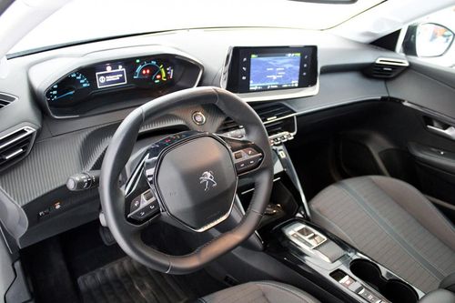 Peugeot e-208 - Photo 10