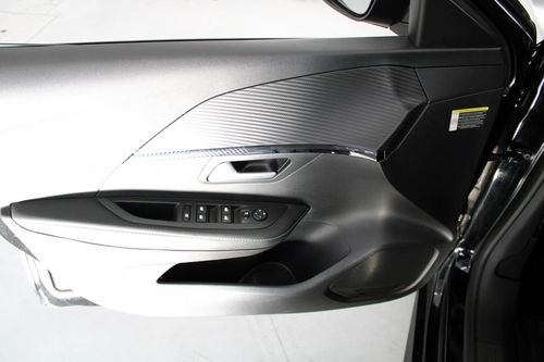 Peugeot e-208 - Photo 9