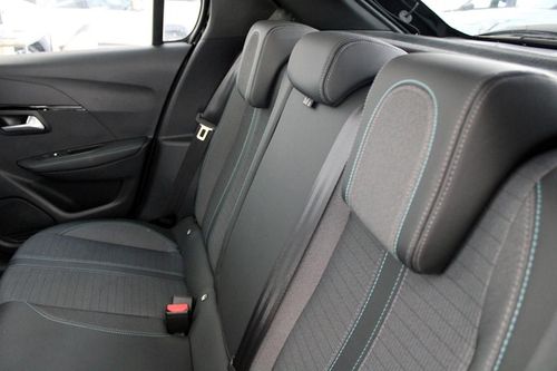 Peugeot e-208 - Photo 13