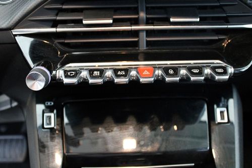 Peugeot e-208 - Photo 27