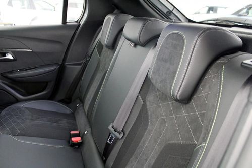 Peugeot e-208 - Photo 13