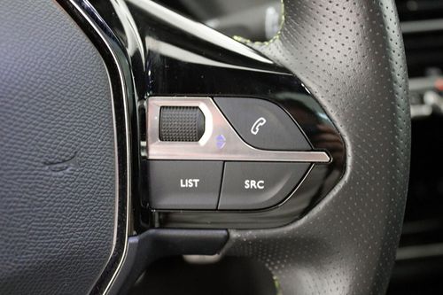 Peugeot e-208 - Photo 20